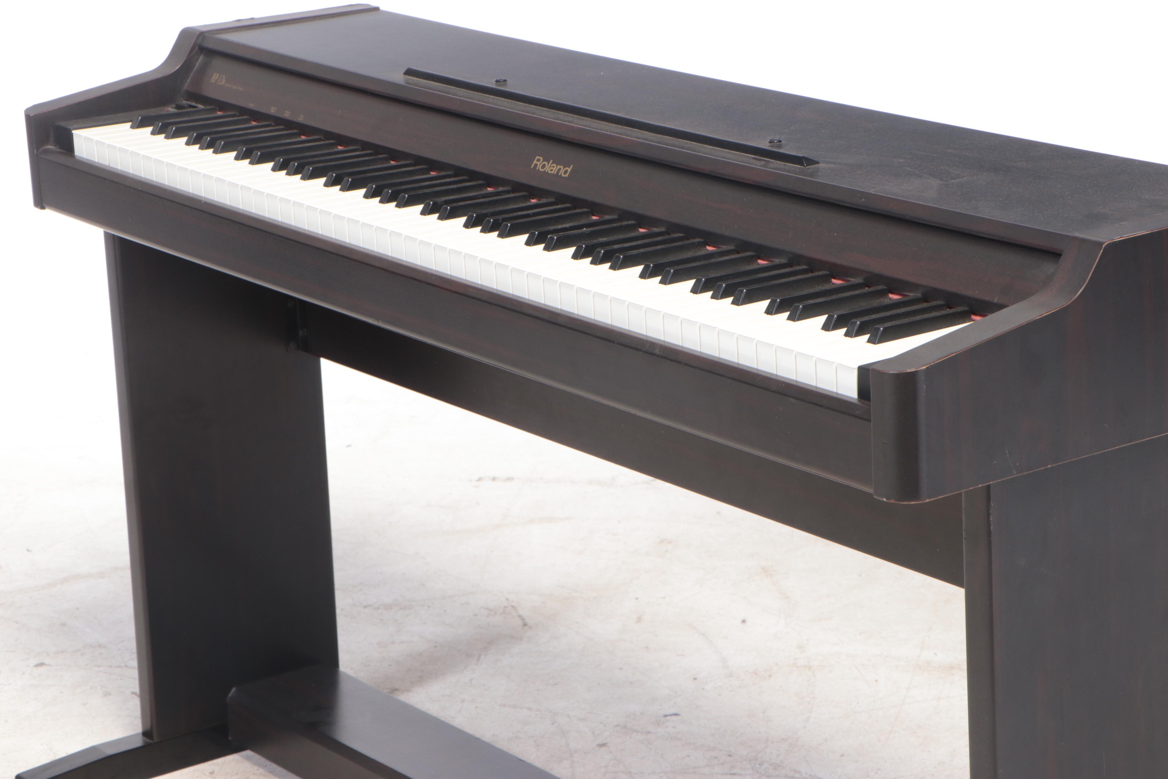 Roland "HP 126" Digital Piano EBTH