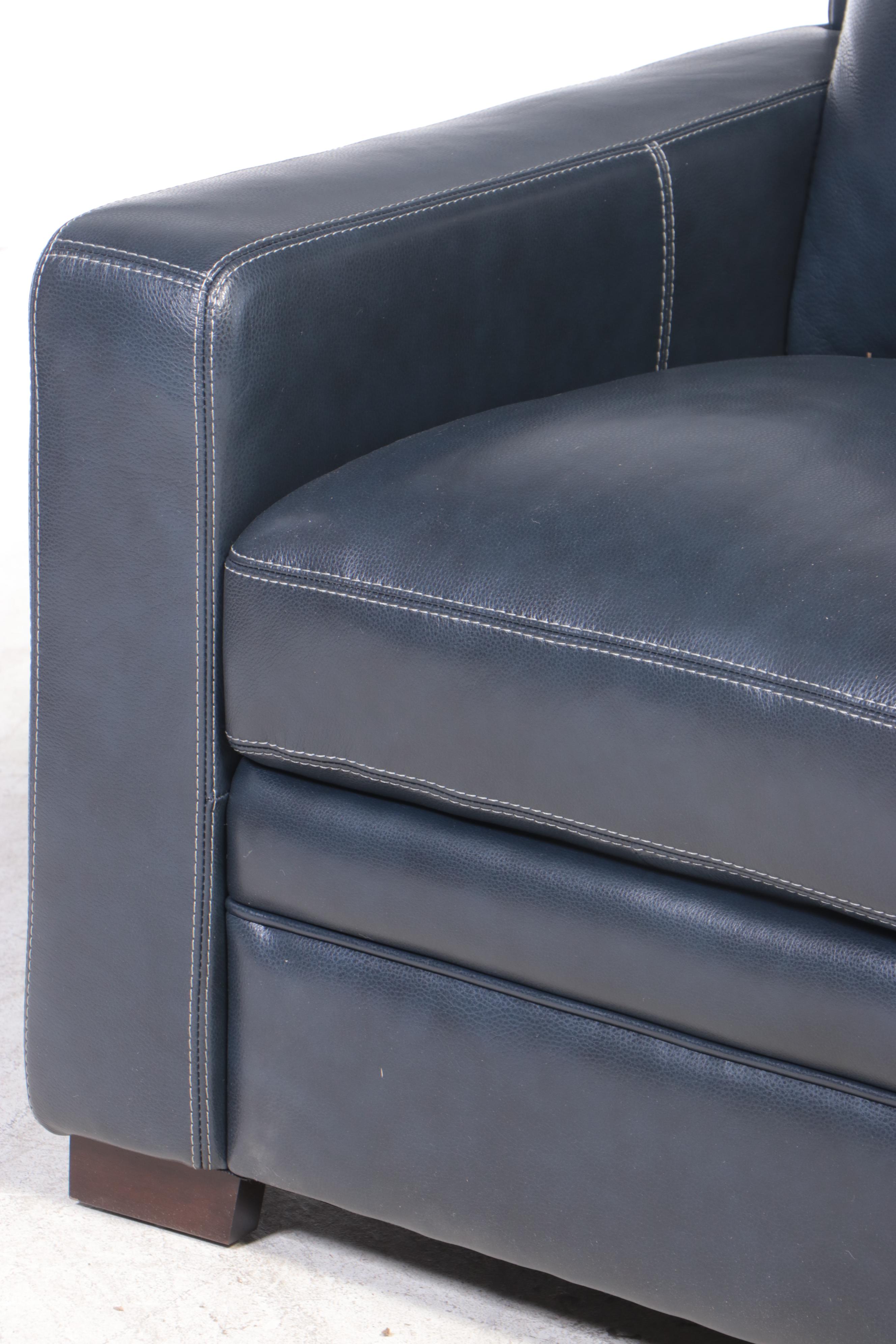 Trayton Furniture Co. Dark Blue Leather TrackArm Loveseat EBTH