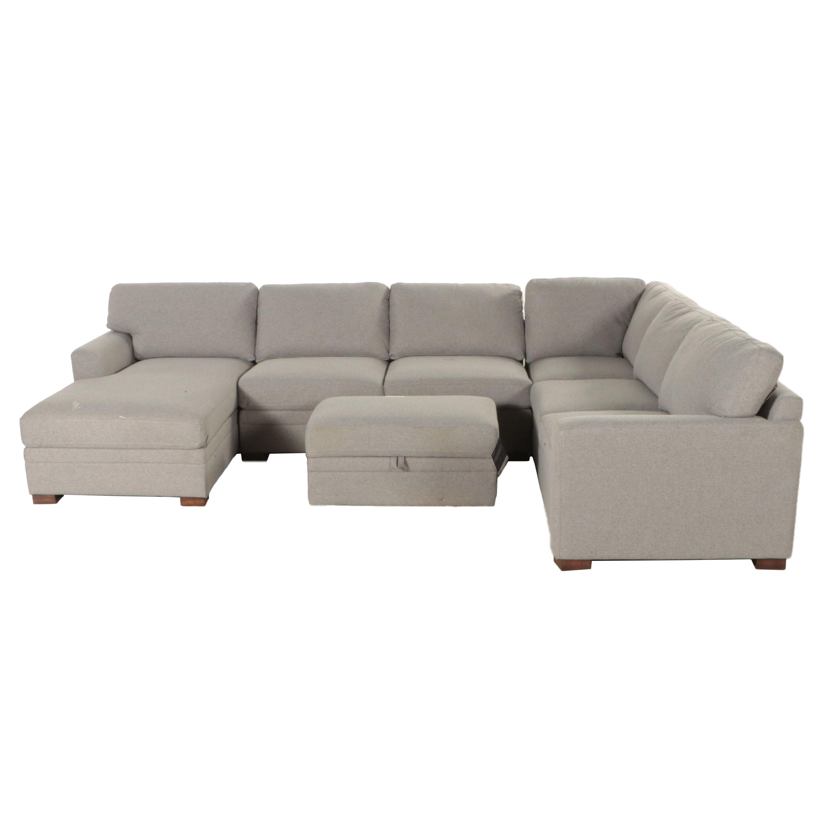 Thomasville "Langdon" Fabric Sectional with Storage Ottoman EBTH