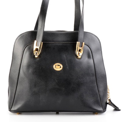 Focus Shoulder Bag in Black Grained Leather
