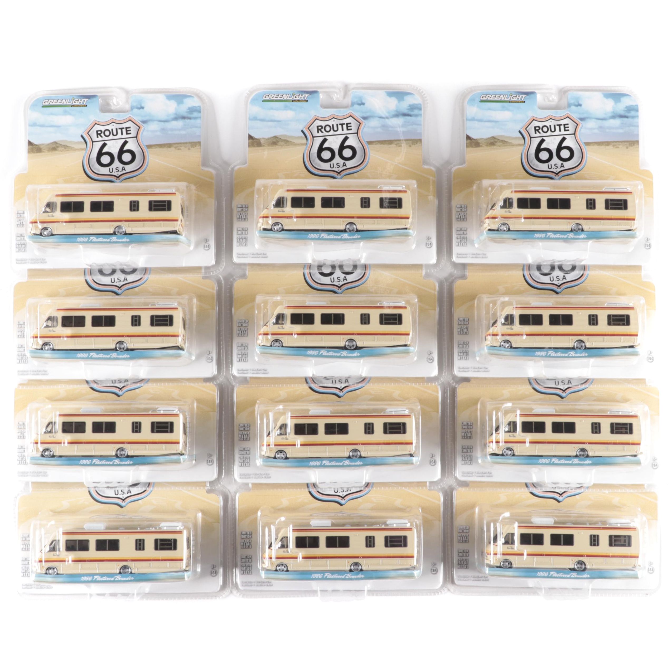 Greenlight Route 66 Fleetwood Bounder RV Diecast Models | EBTH