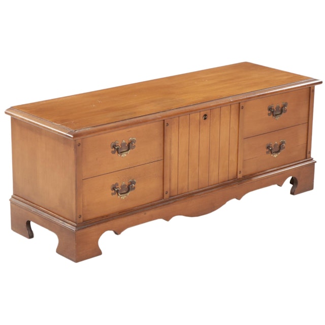 Lane Cedar Lined Blanket Chest, Late 20th Century Barnebys