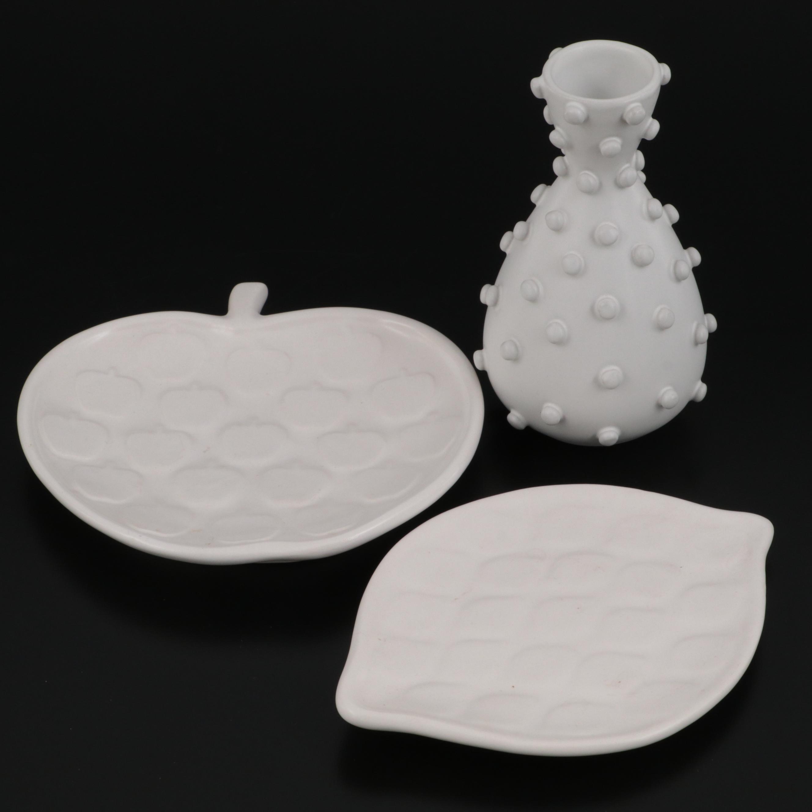 Jonathan Adler Studded Vase with Adler Fruit Plates EBTH