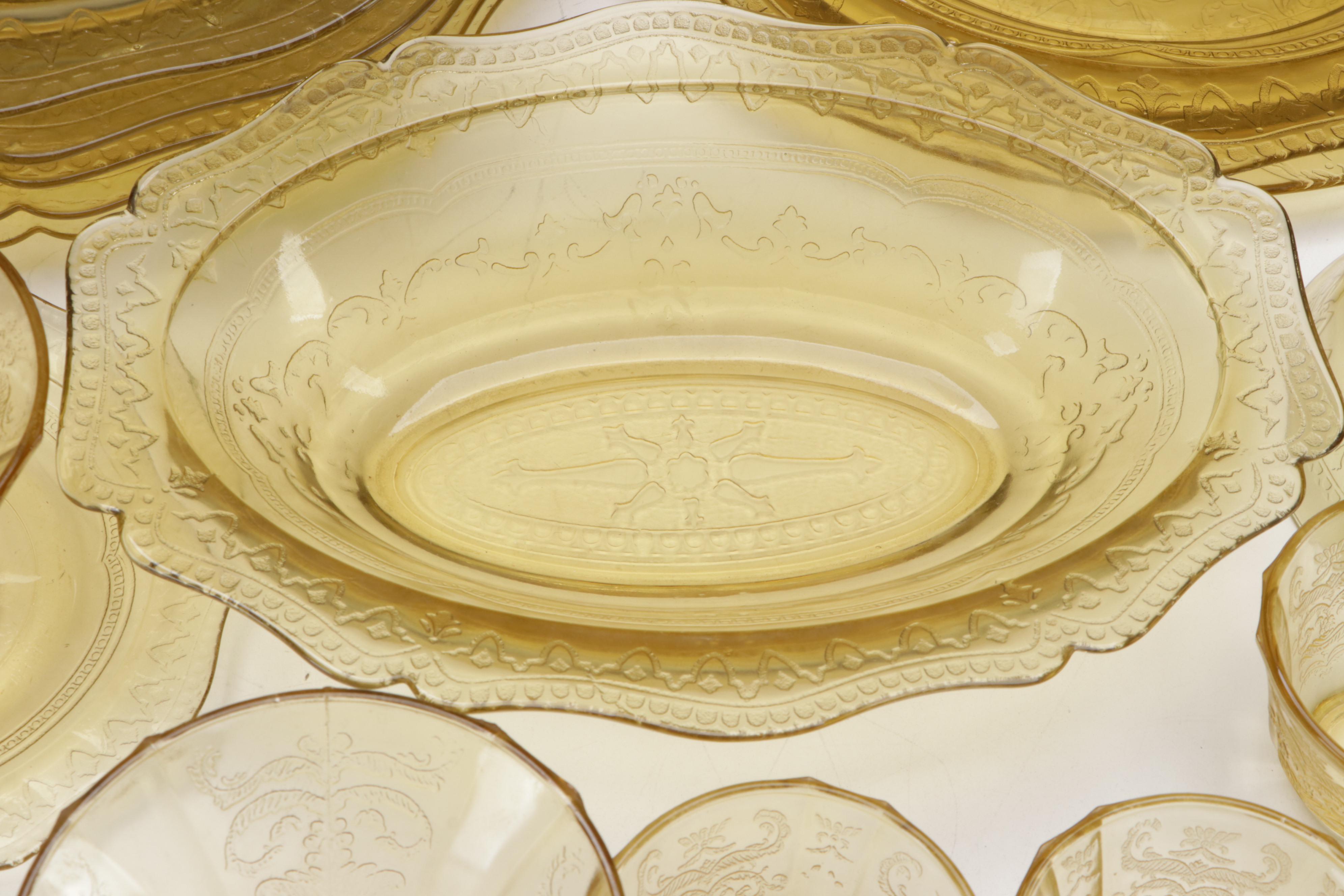 Federal "Madrid Amber" Glass Dinnerware and Serveware, 19321939 EBTH