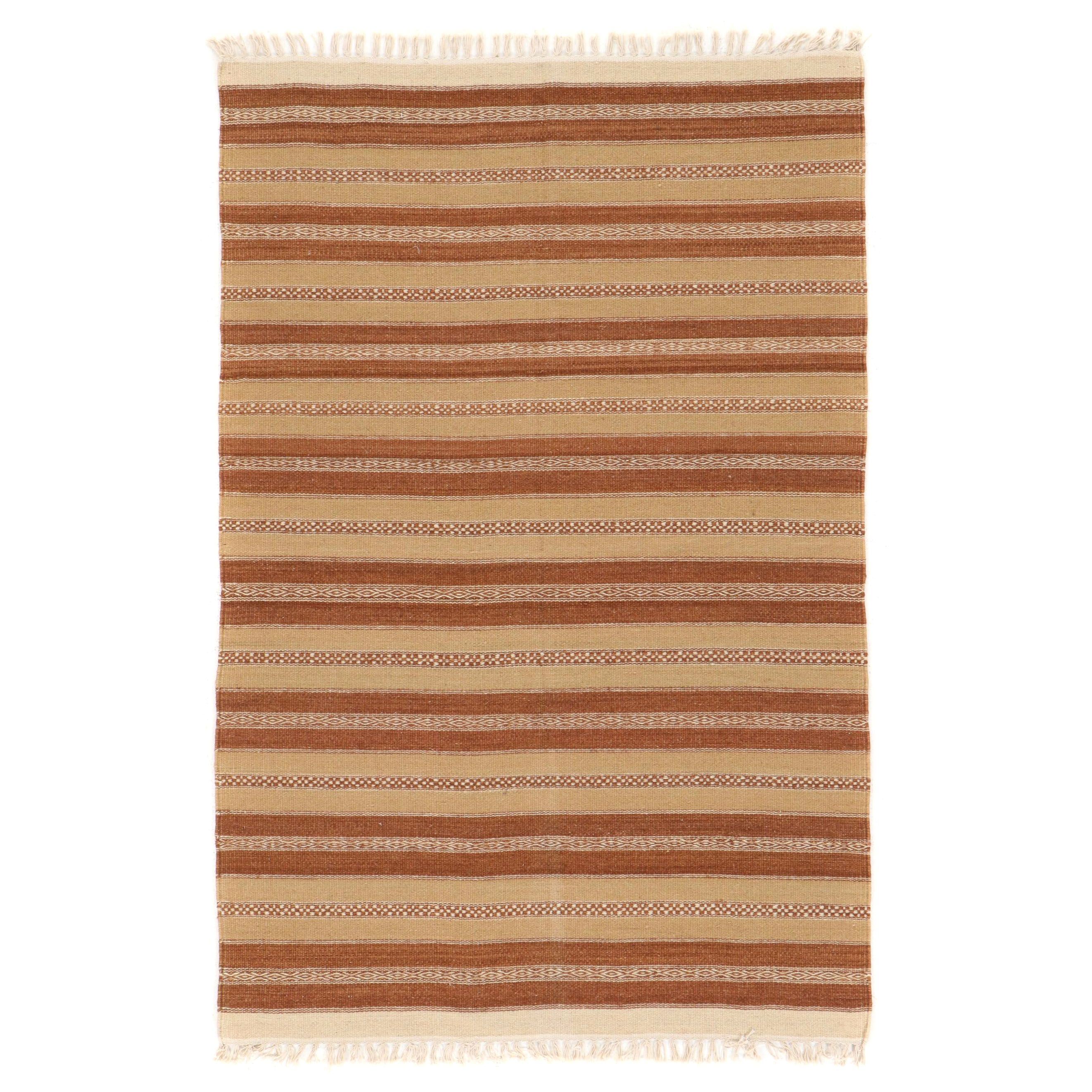 3'11 x 6'2 Handwoven Mexican Area Rug EBTH