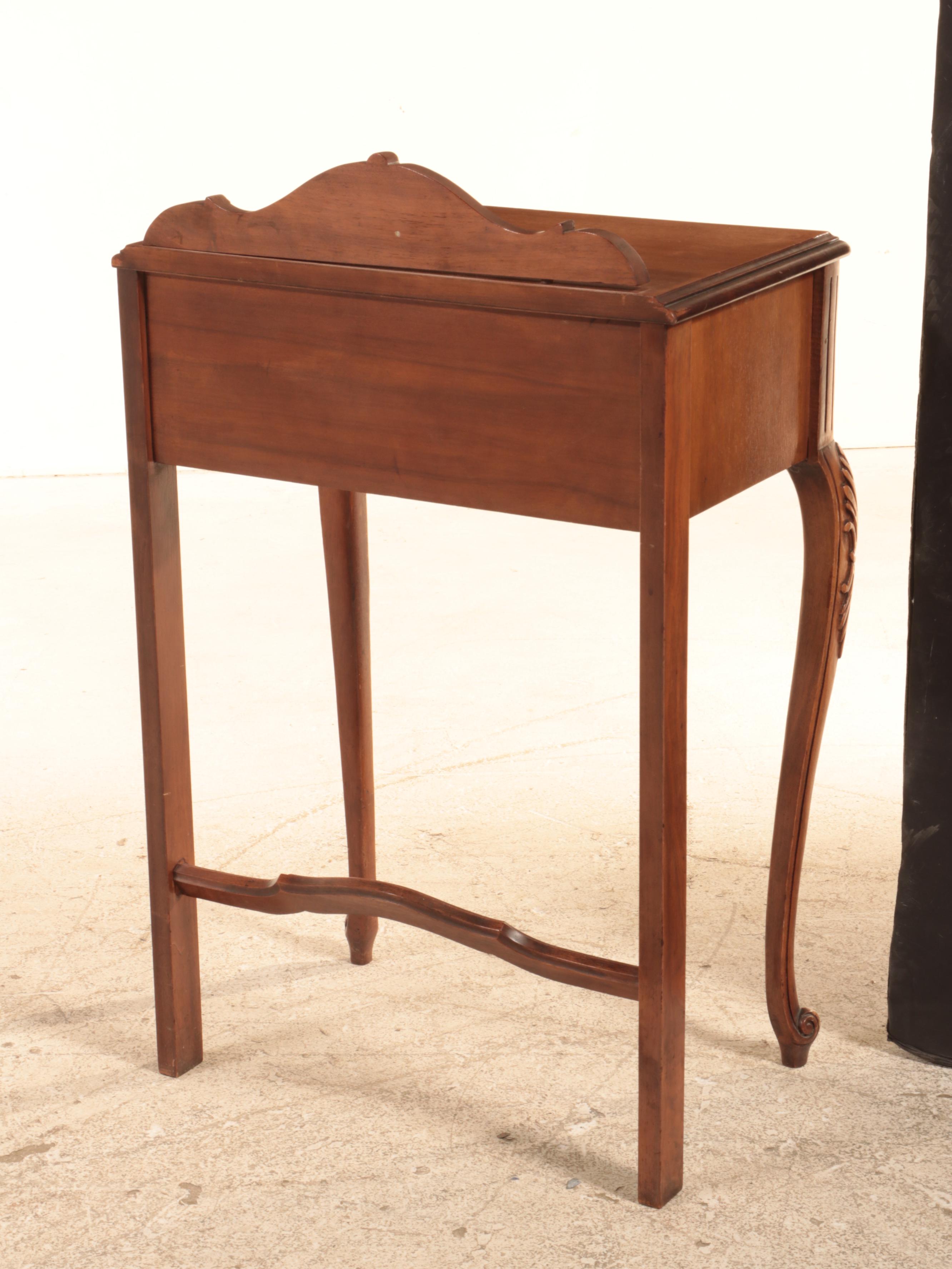 Zuk Furniture Mfg. Co. Louis XV Style Carved Walnut Writing Table, 20th