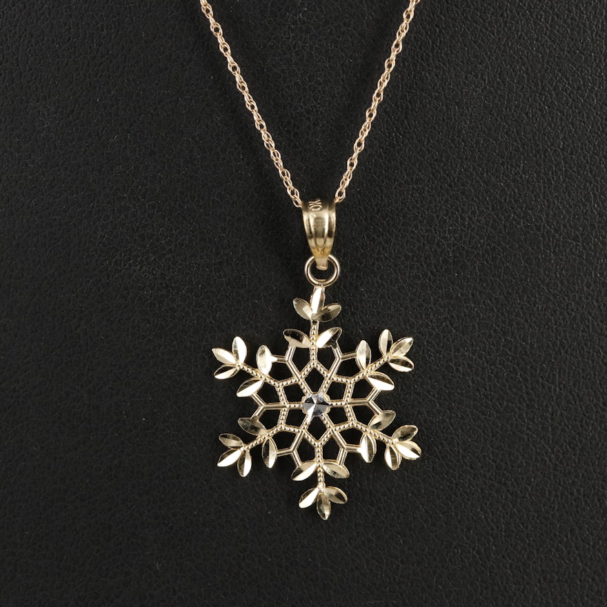 10K Snowflake Pendant Necklace