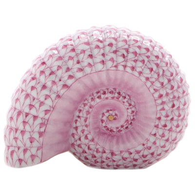 Herend Raspberry Fishnet with Gold "Ammonite" Porcelain Figurine