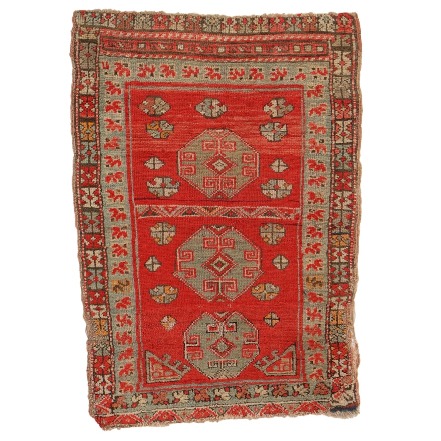 1'11 x 2'8 Hand-Knotted Turkish Accent Rug