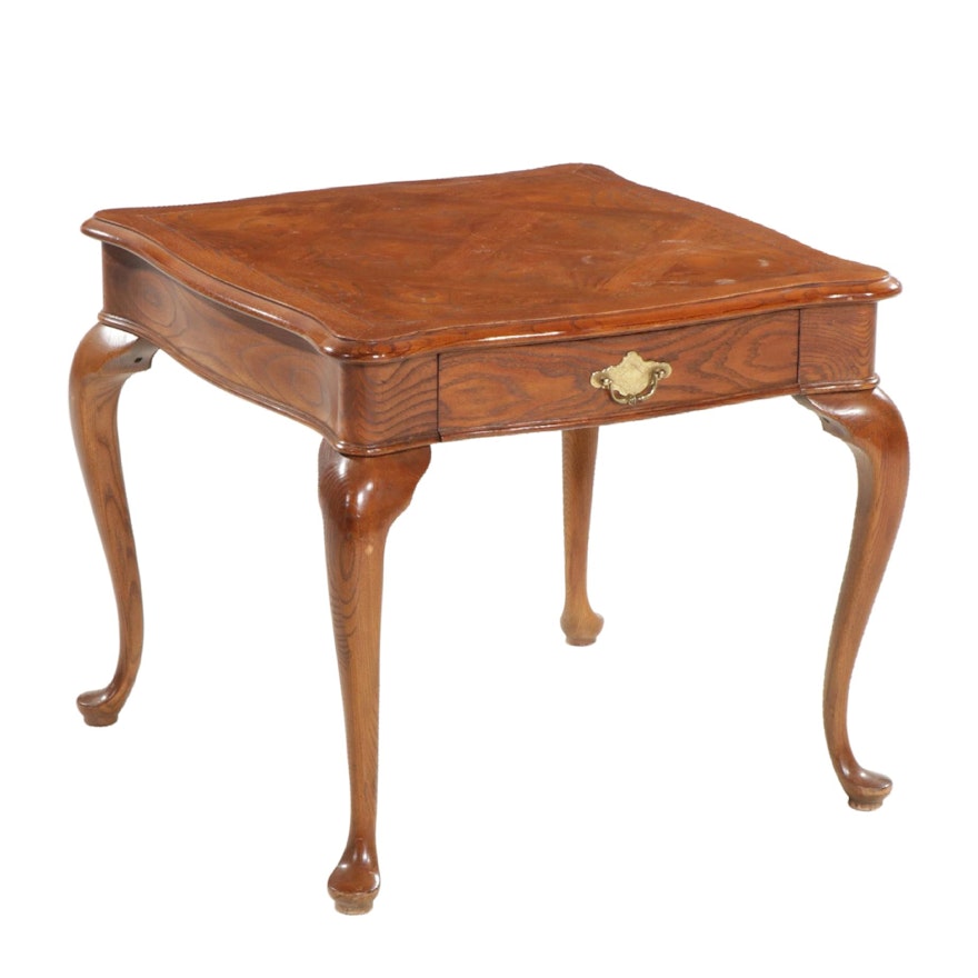 Hekman Queen Anne Style Oak Side Table, Mid to Late 20th Century