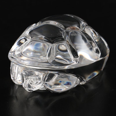 Steuben Art Glass Turtle Hand Cooler Designed by Lloyd D. Atkins