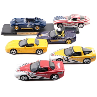 Maisto, Hot Wheels and Other 1:18 Scale Diecast Corvette Cars