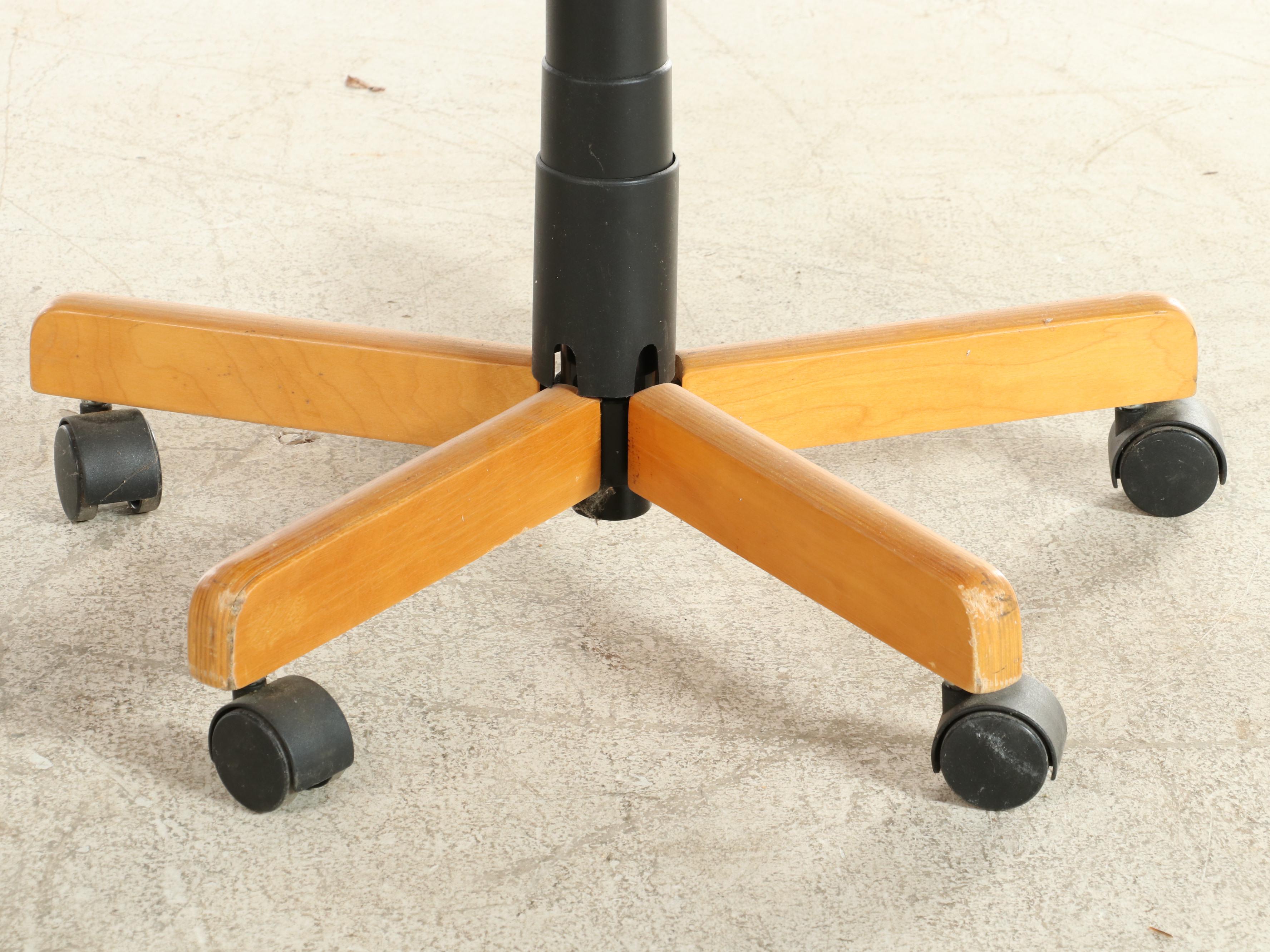 FDL Upholstered Office Chair EBTH