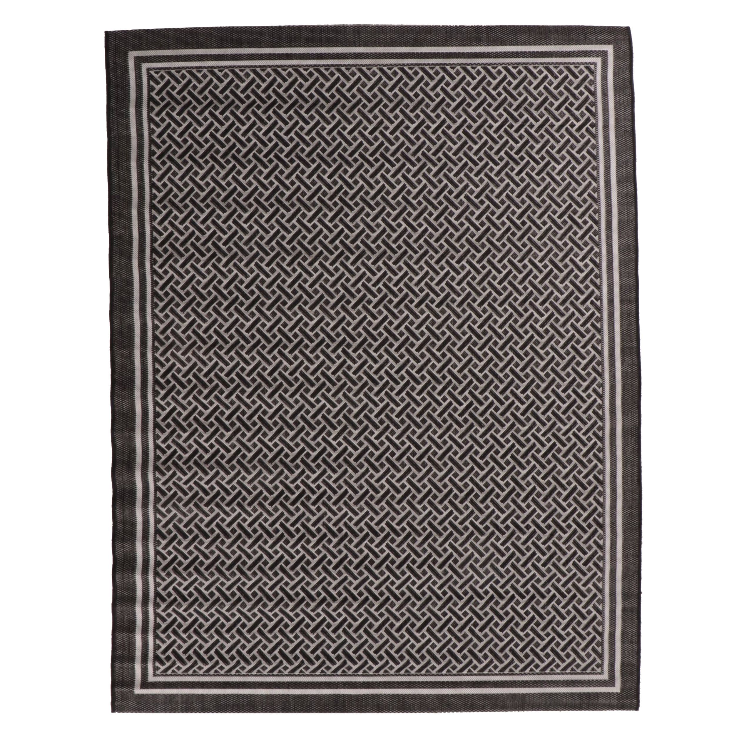 5'5 x 7'6 Machine Made Gertmenian "Naples" Ace Border Black and White