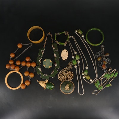 Collection of Vintage Bakelite Jewelry