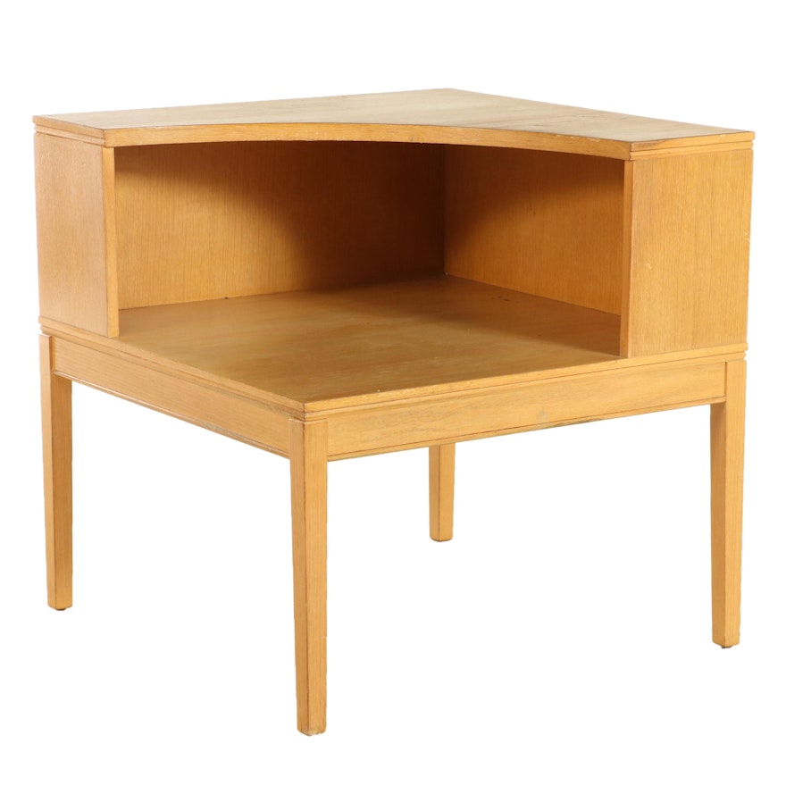 Grand Rapids Bookcase & Chair Co. Mid Century Modern Oak Corner Table