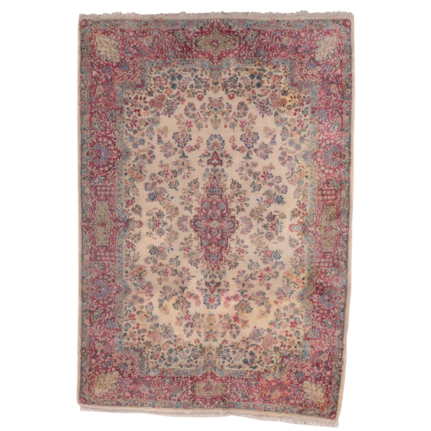 5'10 x 8'10 Hand-Knotted Persian Qom Area Rug