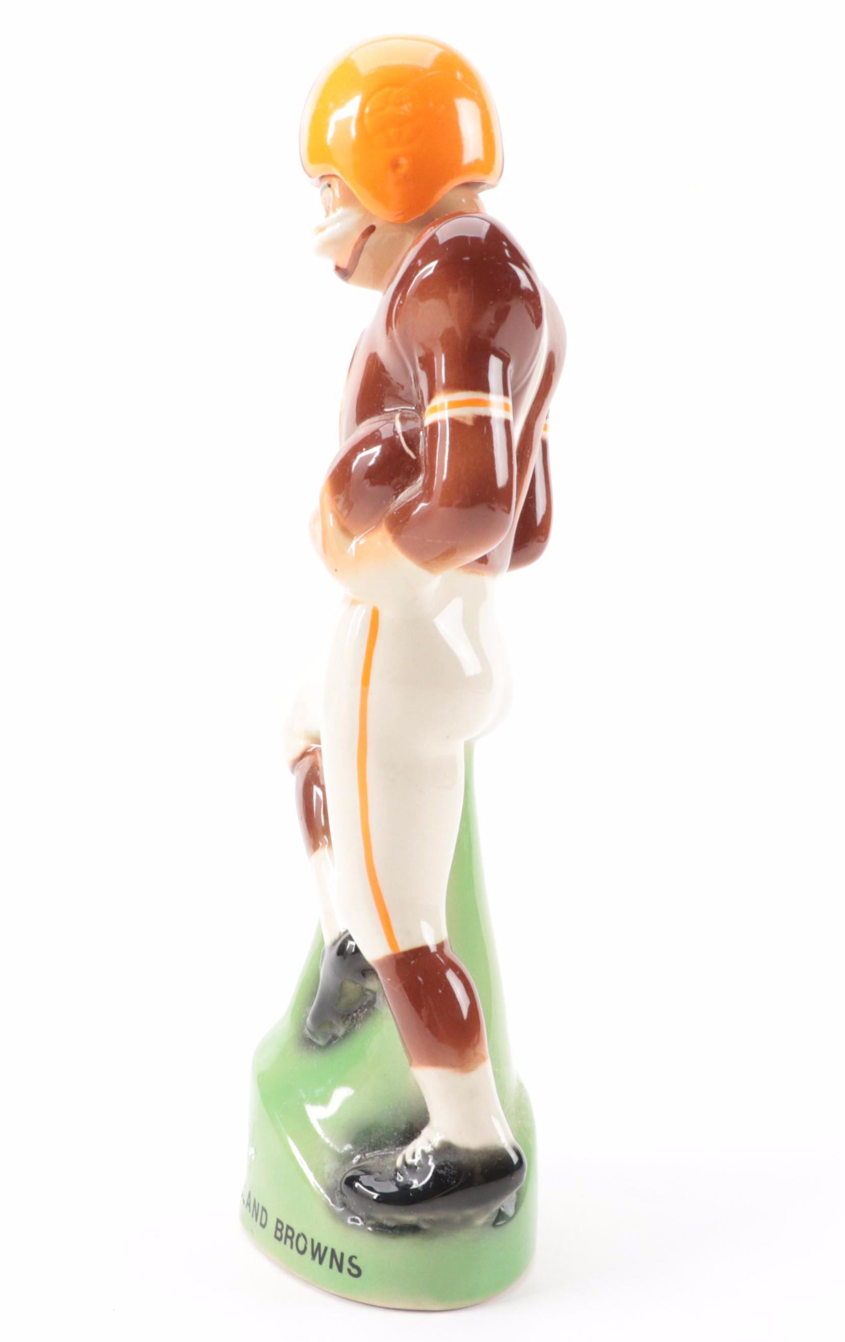 paul-lux-7-cleveland-browns-football-player-ceramic-decanter-1972-ebth