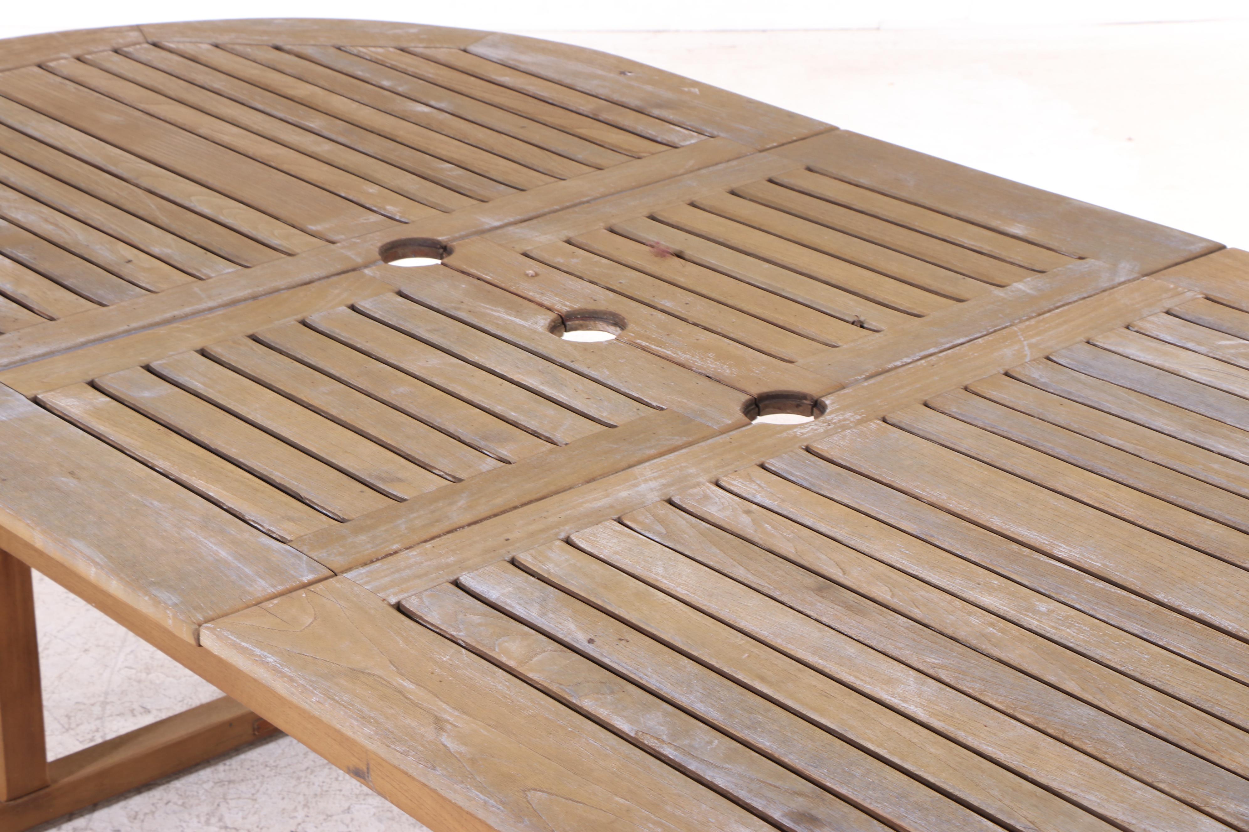 KingsleyBate Teak Patio Dining Set with Umbrella EBTH