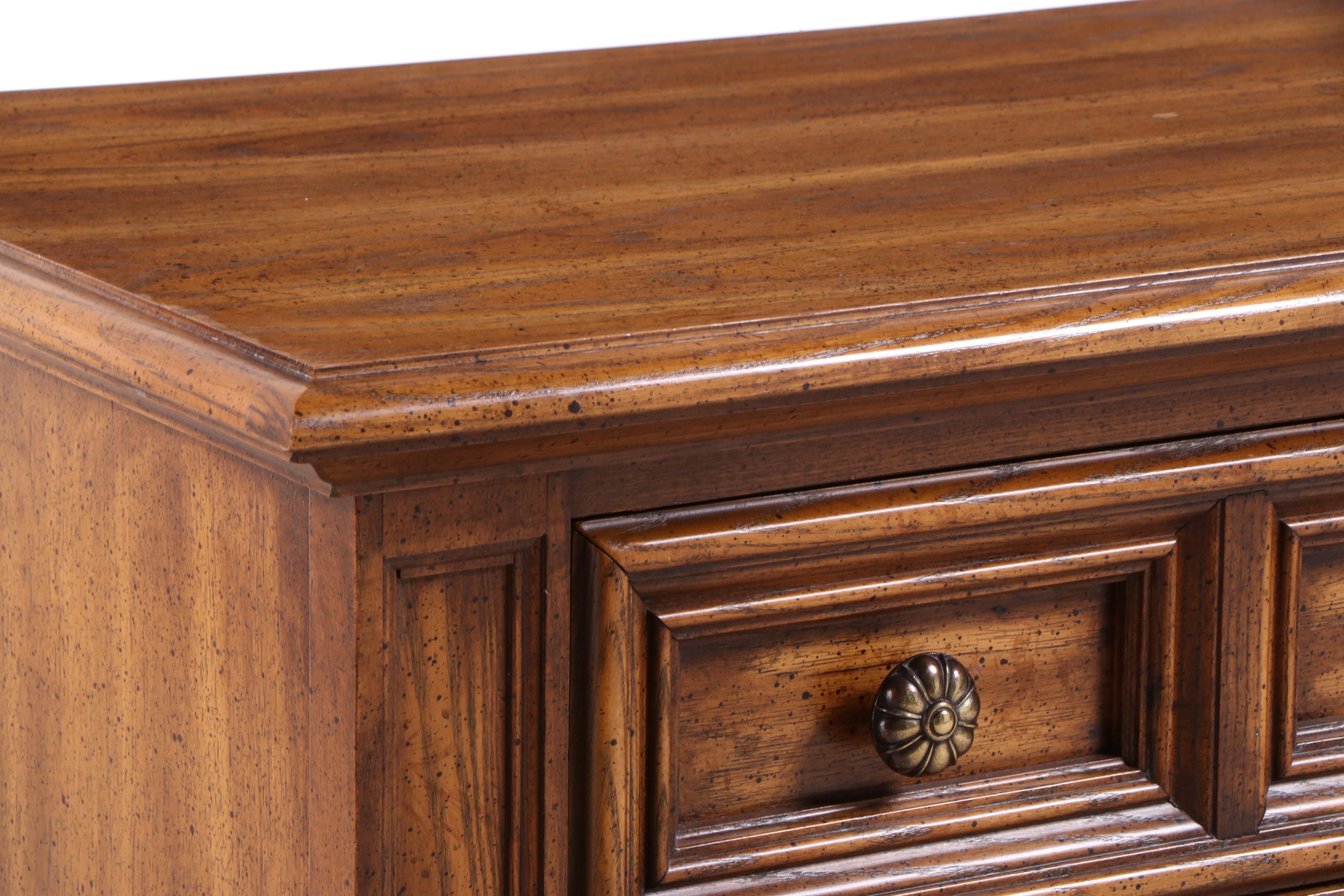 Stanley Furniture Pecan Wood Dresser with Mirror EBTH