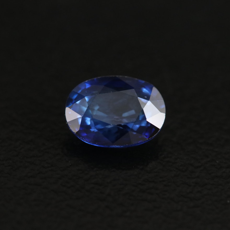 Loose Oval Faceted Sapphire with GIA Report