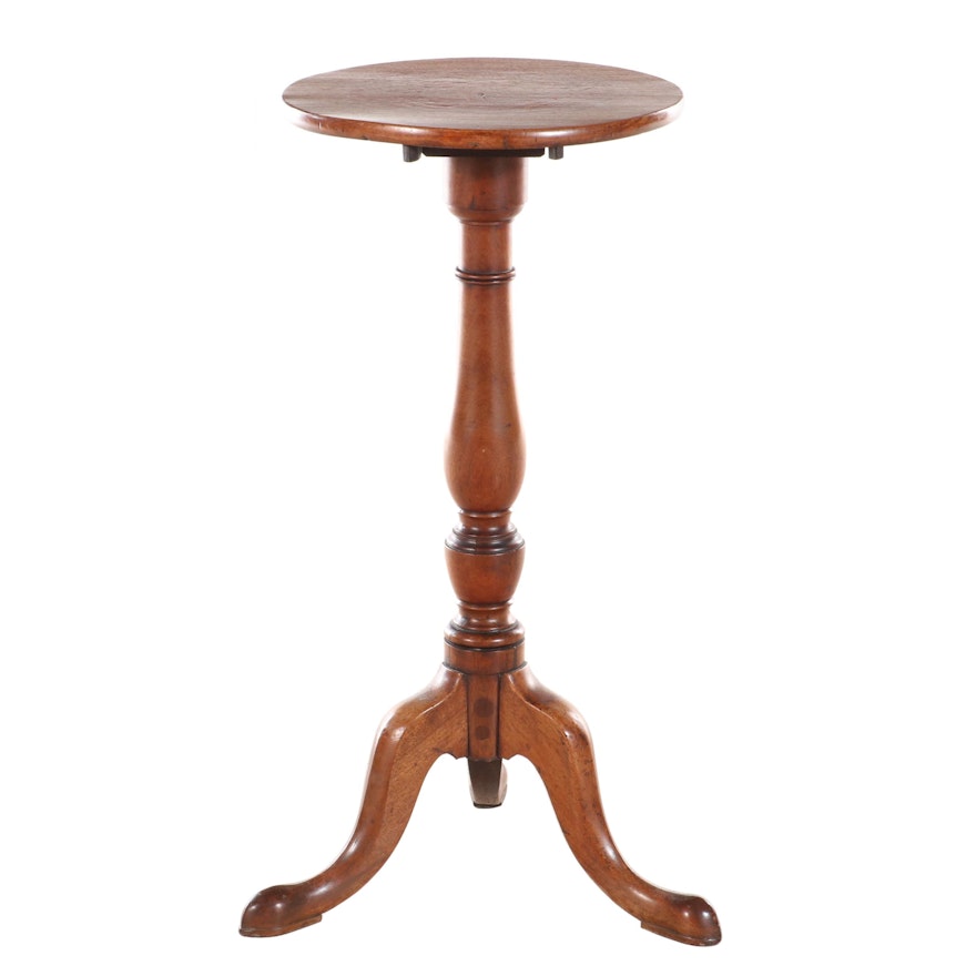 American Queen Anne Mahogany Tilt-Top Candlestand, Late 18th Century