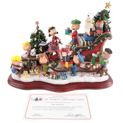 Danbury Mint "The Peanuts Christmas Sleigh" Illuminated Figurine