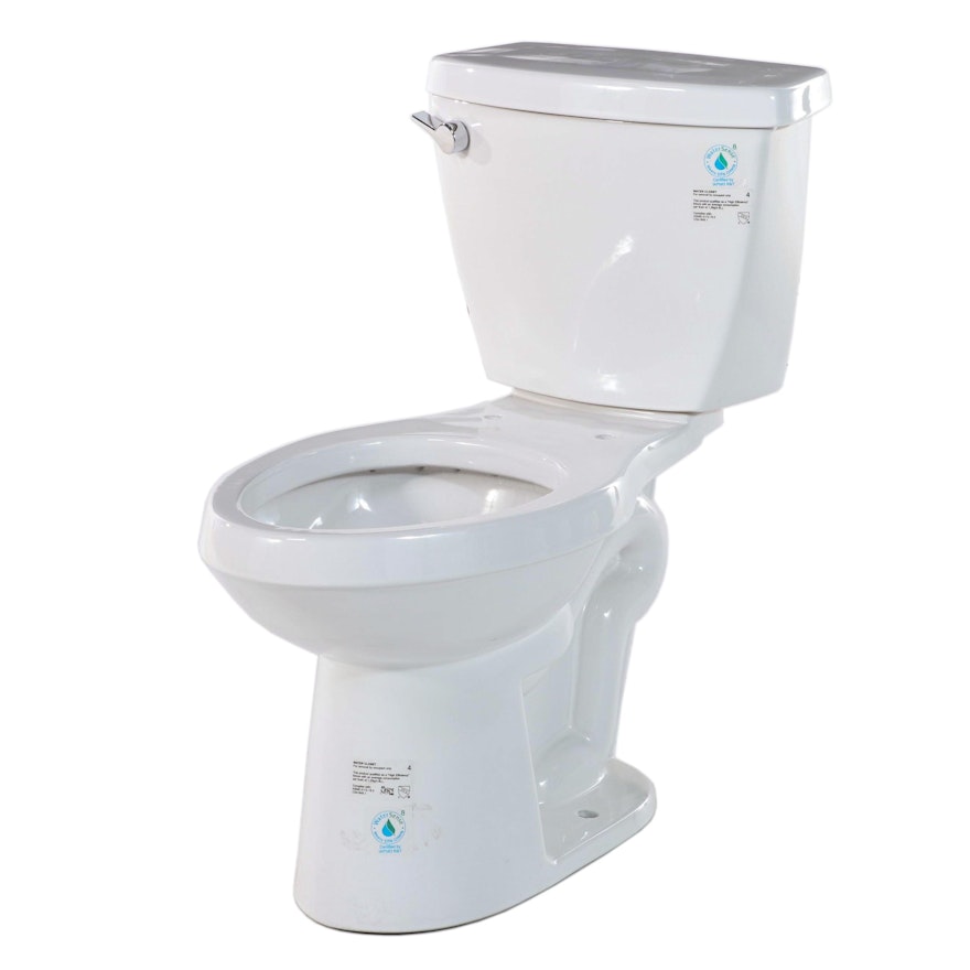 White Porcelain Elongated Toilet Bowl and Tank