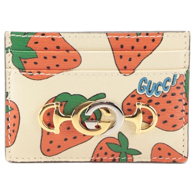 Gucci Zumi Card Case in Strawberry Print Leather with Box