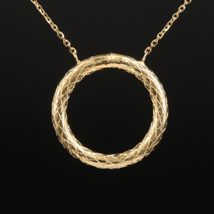 Italian 14K Circle Necklace with Quilted Pattern