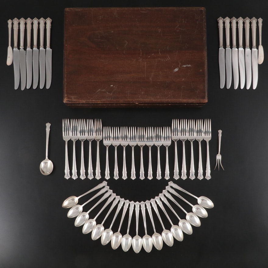 Lunt "English Shell" Sterling Silver Flatware Set in Wooden Chest, 1937–1997