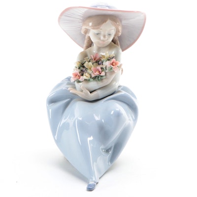 Lladró "Fragrant Bouquet" Porcelain Figurine Designed by Antonio Ramos