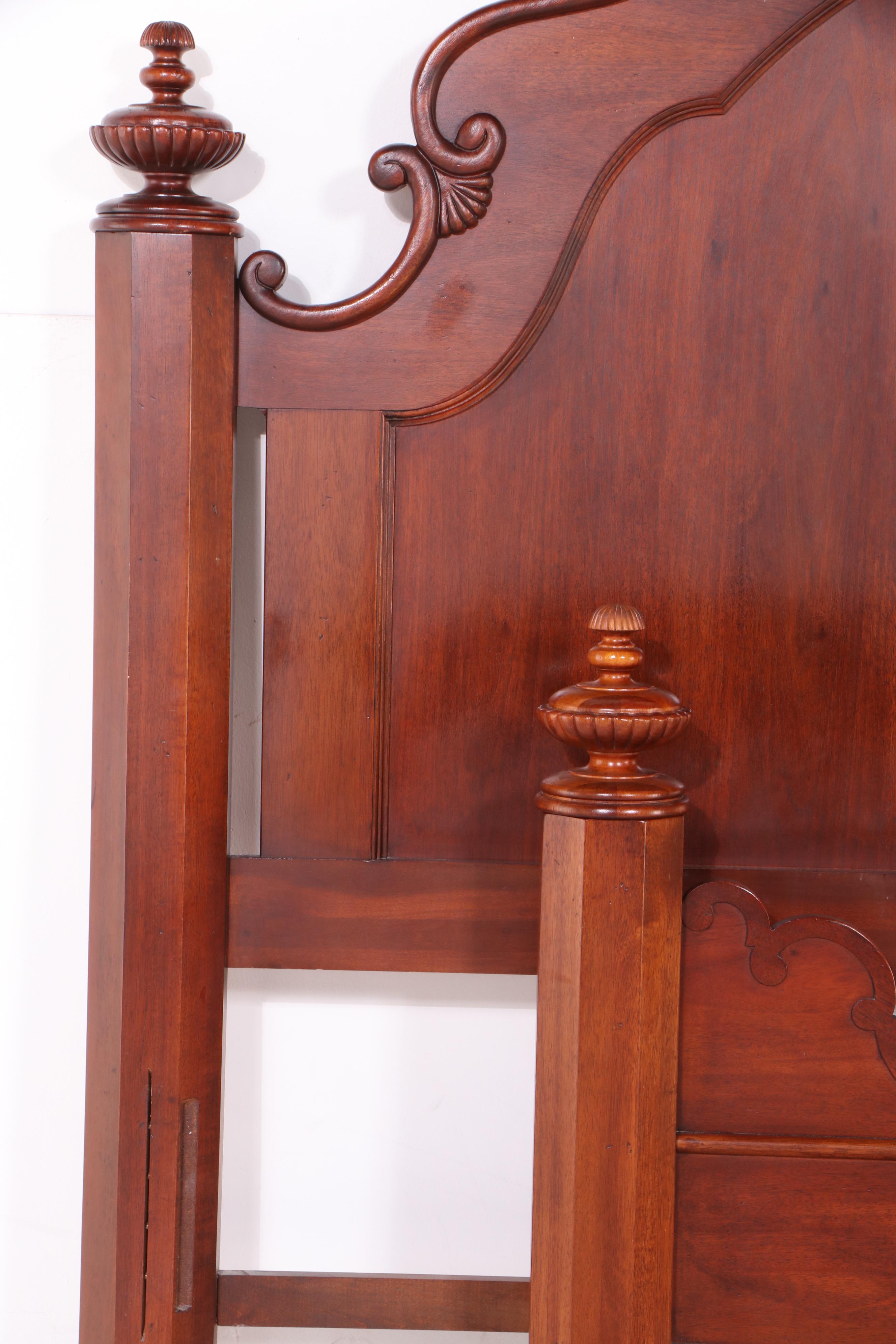 Lexington Furniture "Vestiges" Mahogany King Size Bed Frame EBTH