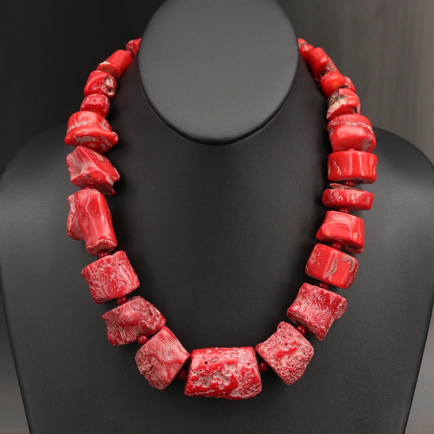 Graduated Coral Beaded Necklace with Sterling Clasp
