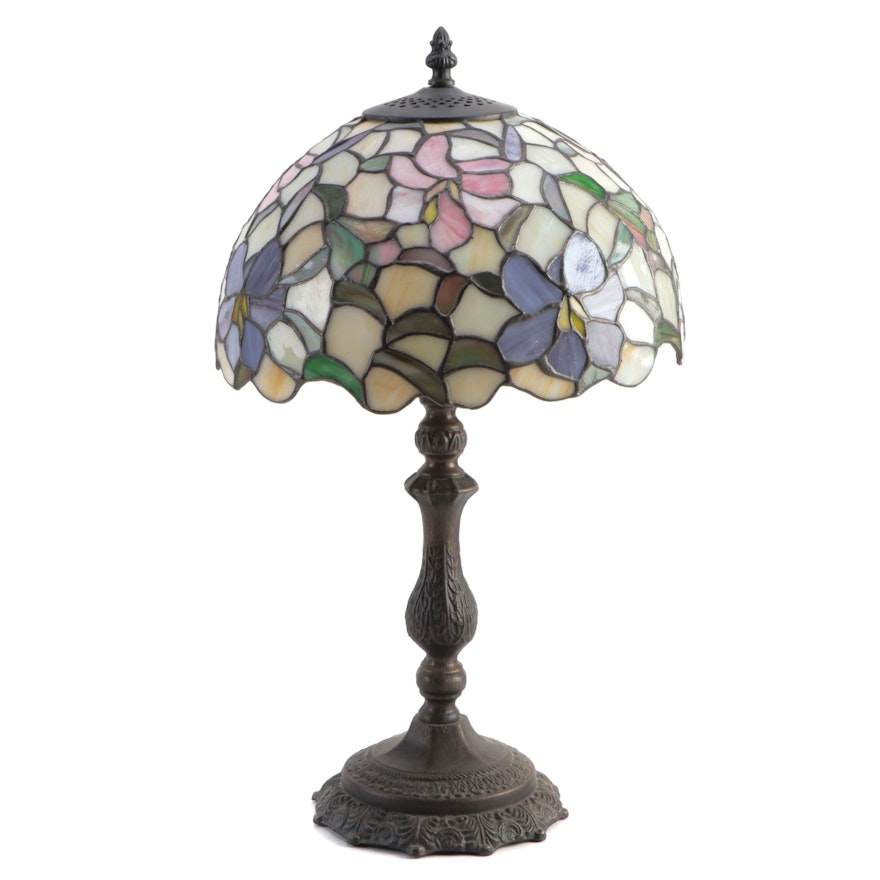 Quoizel Collectibles Art Nouveau Style Floral Slag Glass Table Lamp