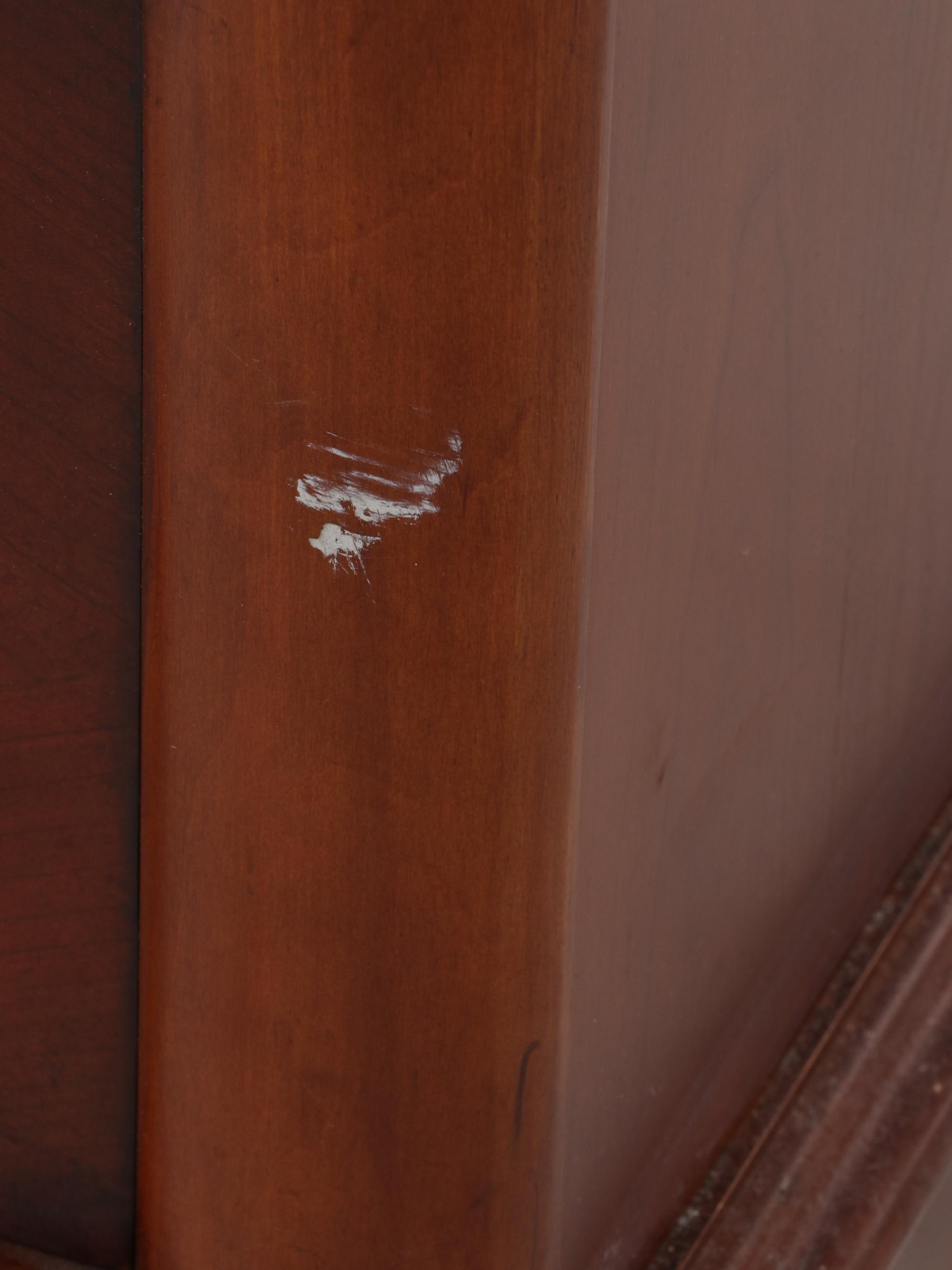 Thomasville CherryVeneered Queen Size FourPost Bed and