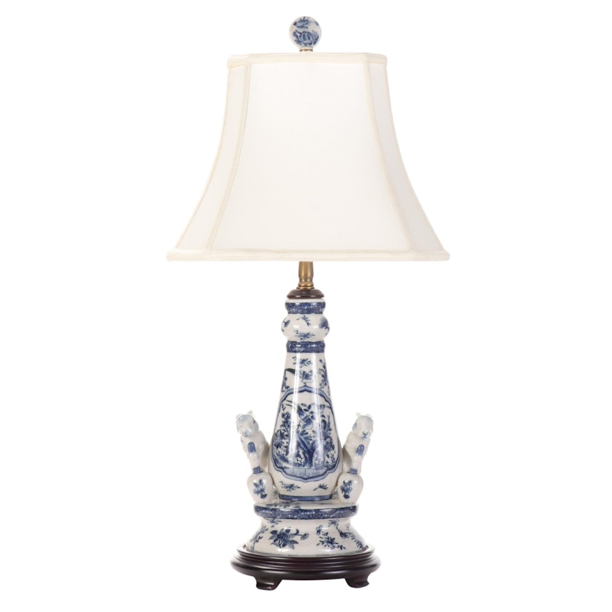 Chinese Blue and White Crackle Glaze Ceramic Table Lamp