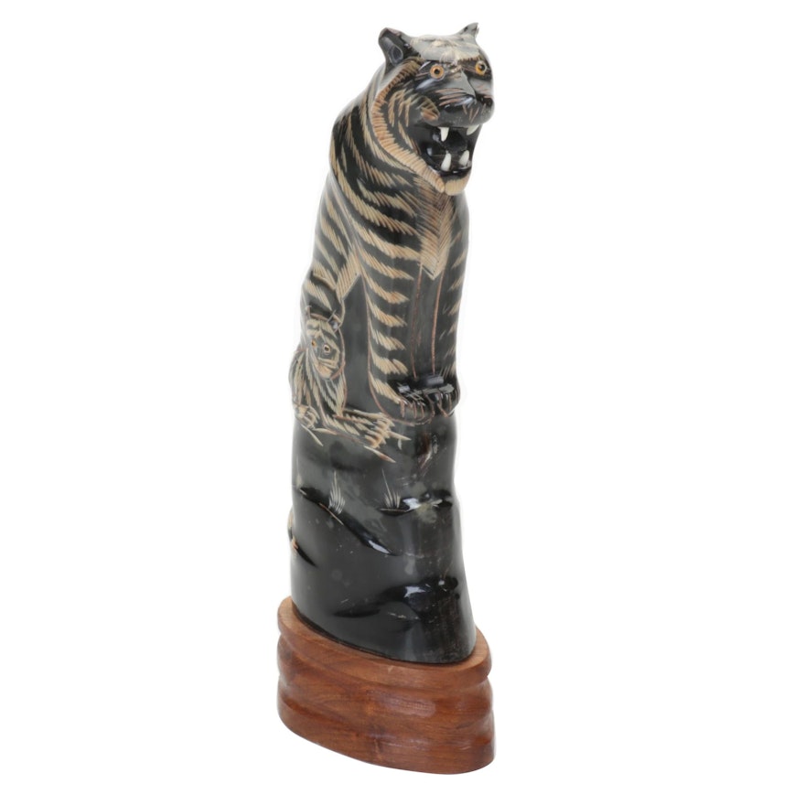 Carved Horn Sculpture of Tiger and Cub, Late 20th-21st Century