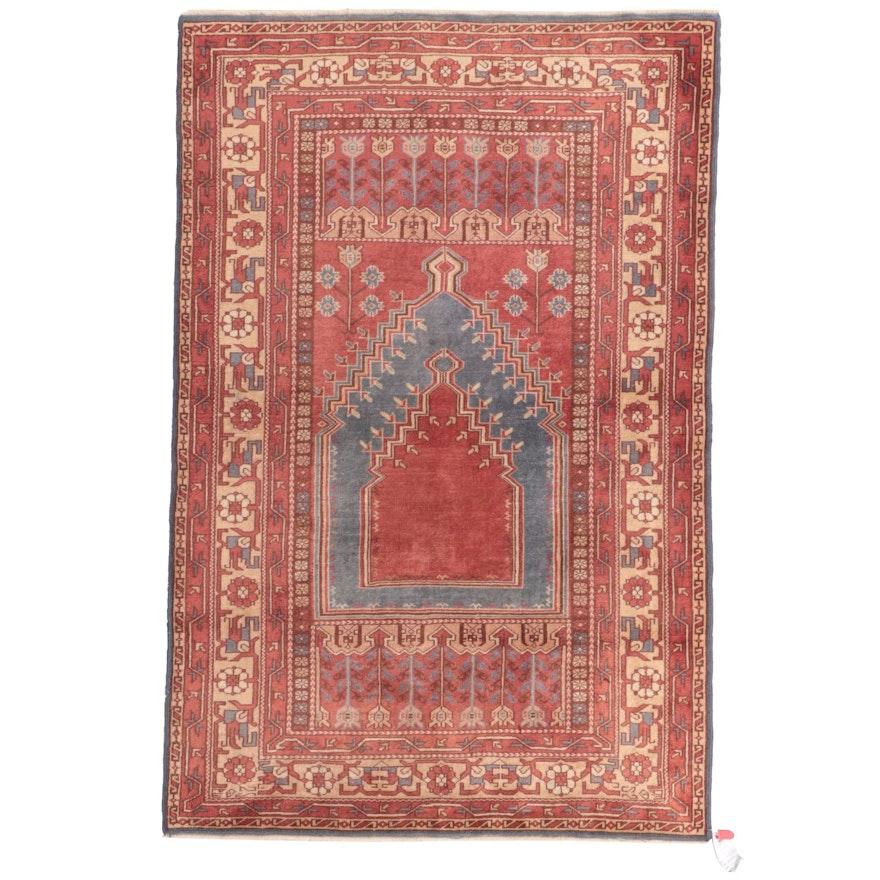 4'2 x 6'4 Hand-Knotted Turkish Ghiordes Prayer Rug