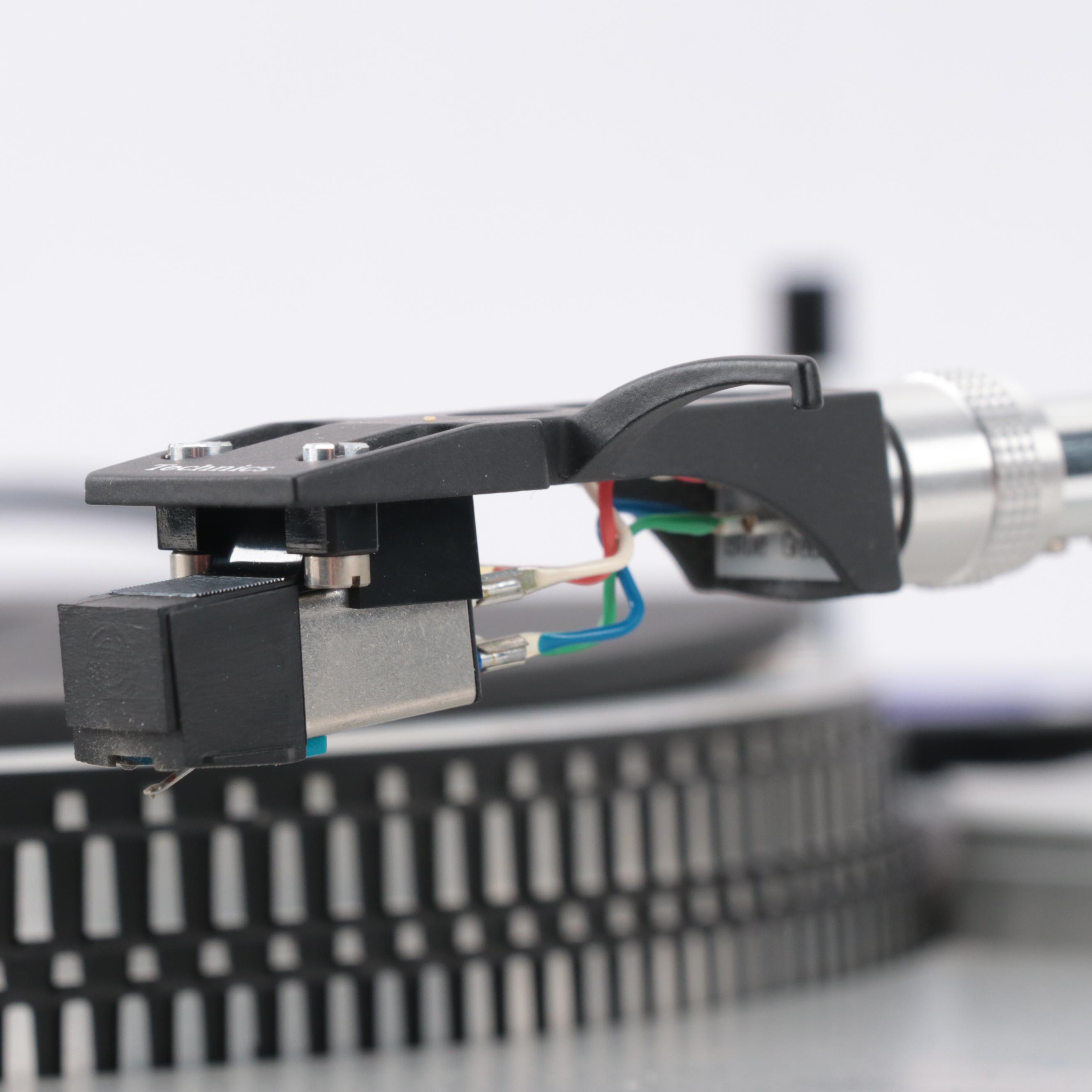 Technics SLD33 2Speed Direct Drive Automatic Turntable Record Player