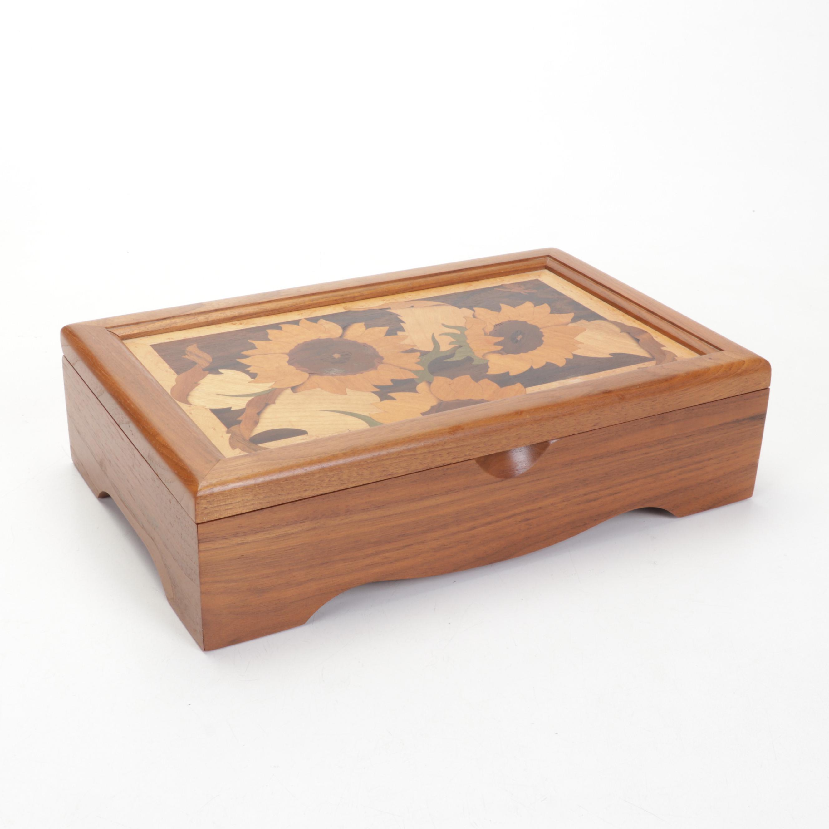 Hudson River Inlaid Decorative Storage Box With Pair of Shaker Style