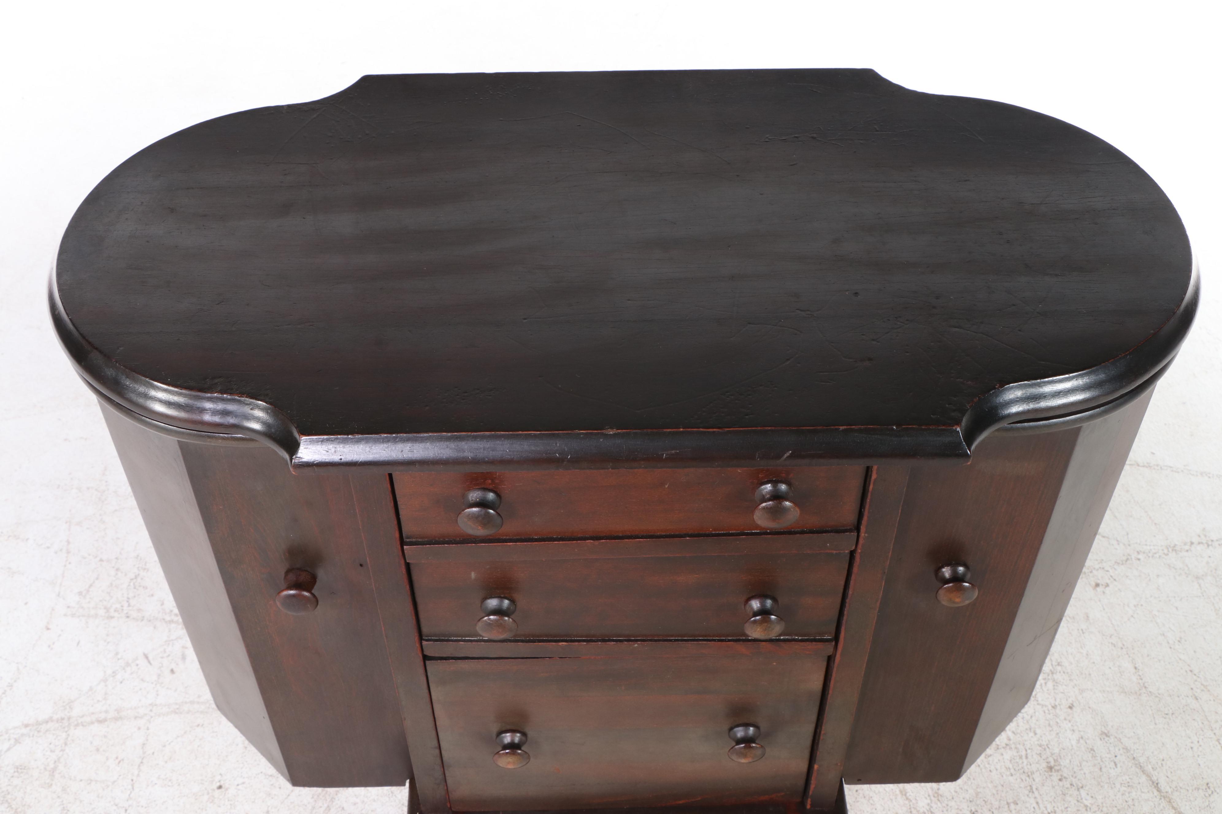 Federal Style "Martha Washington" Sewing EBTH