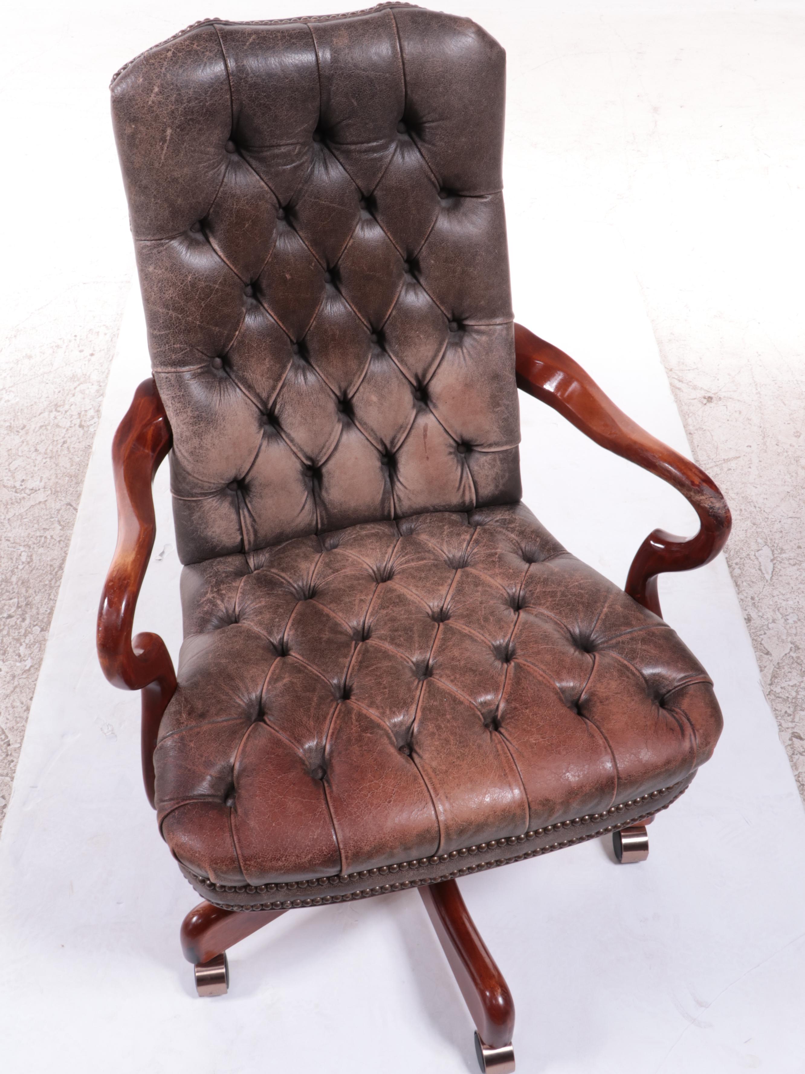 Fairfield Chair Co. Queen Anne Style Leather SwivelTilt Desk Chair EBTH