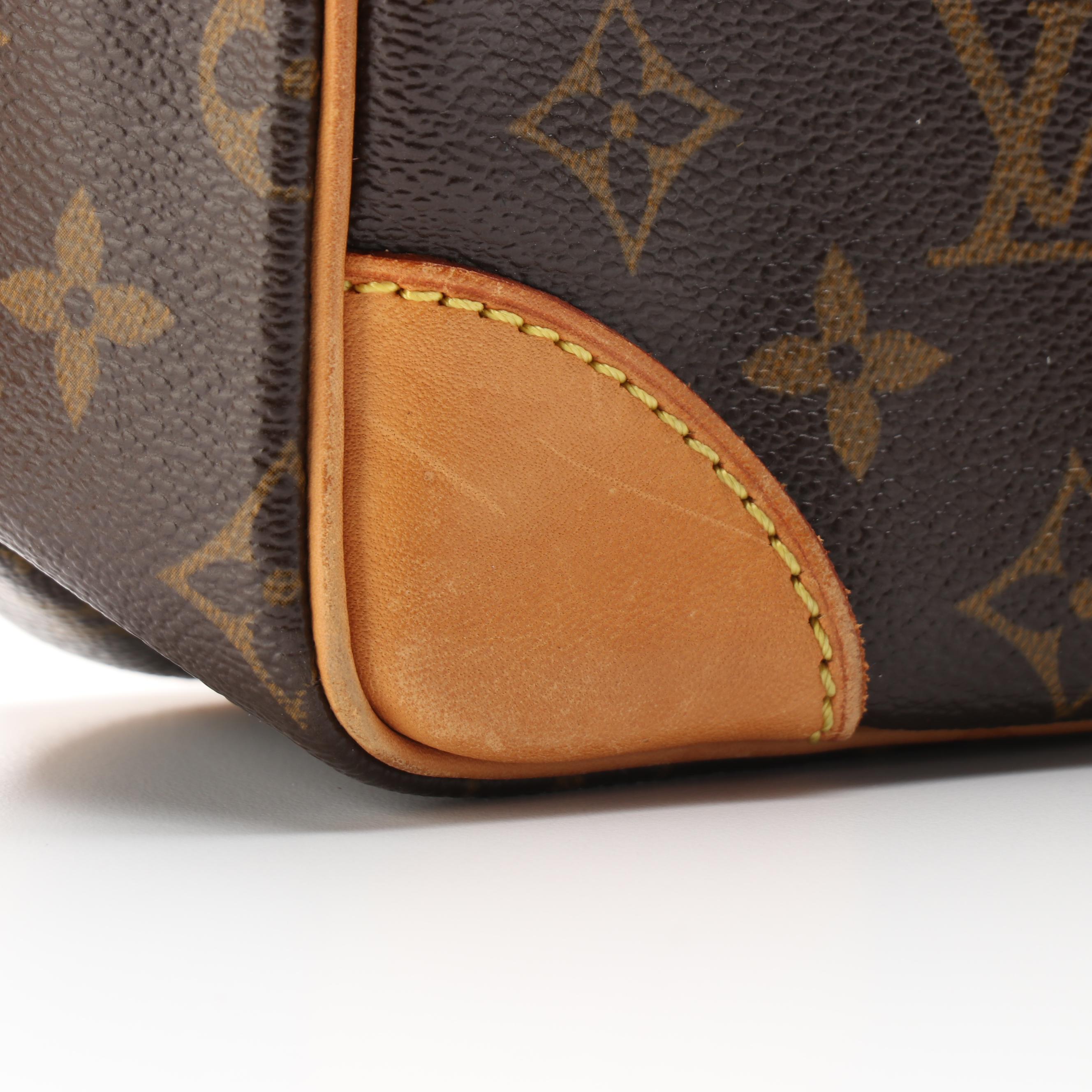 Louis Vuitton Trocadéro 29 Crossbody Bag in Monogram Canvas and Leather