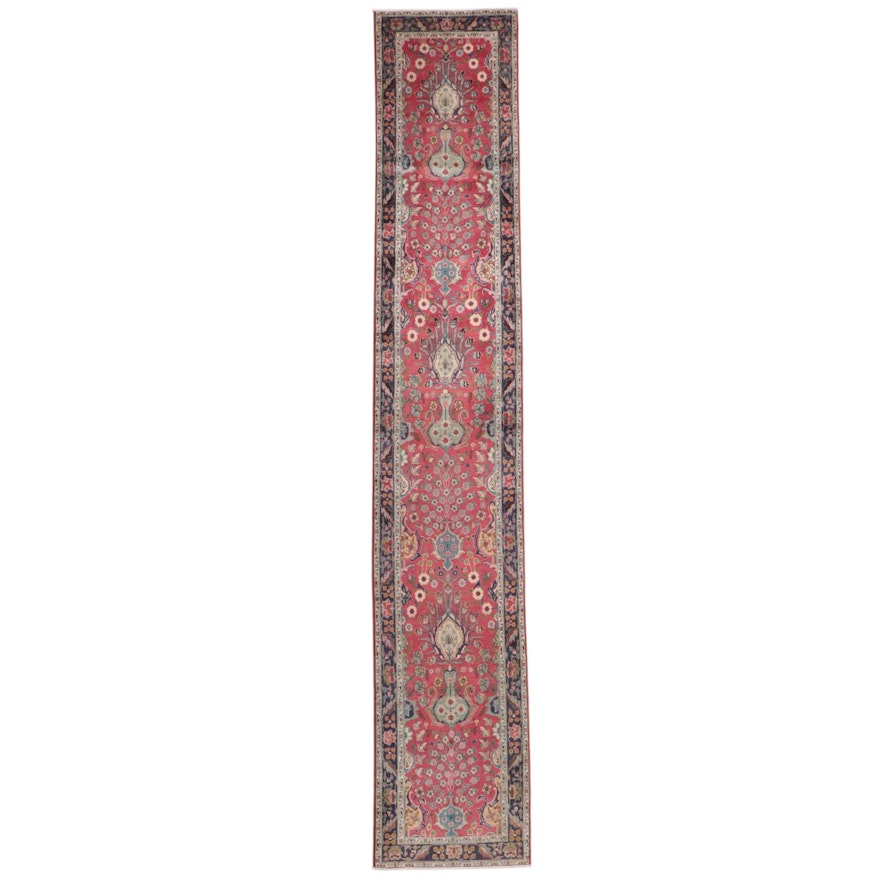 2'9 x 15'9 Hand-Knotted Persian Lilihan Carpet Runner