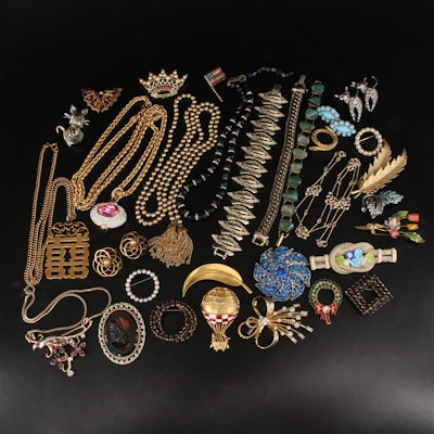 Alva Museum Replicas and Beau Sterling Cat Brooch Featured in Vintage Jewelry