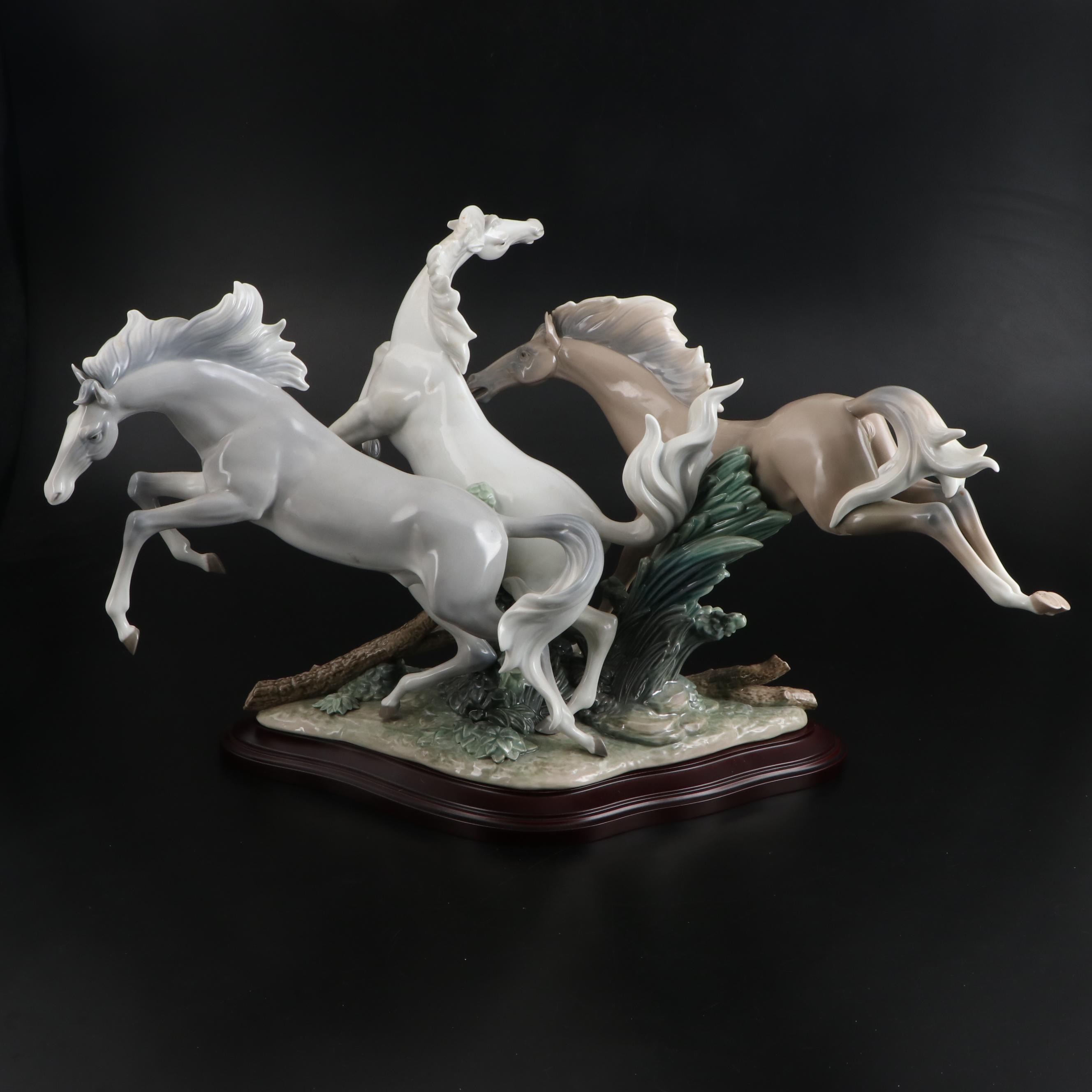 Lladró "Born Free" Porcelain Sculpture Designed by Salvador Debón with