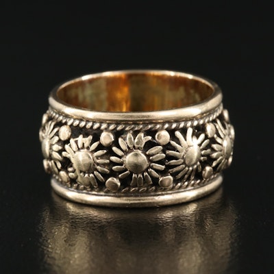 14K Band with Flower Motif