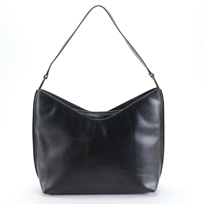 Gucci Shoulder Bag in Black Leather
