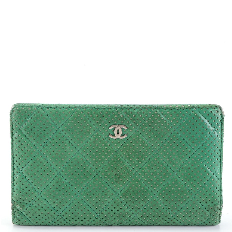 Chanel Long Bifold Wallet in Perforated/Quilted Green Lambskin Leather